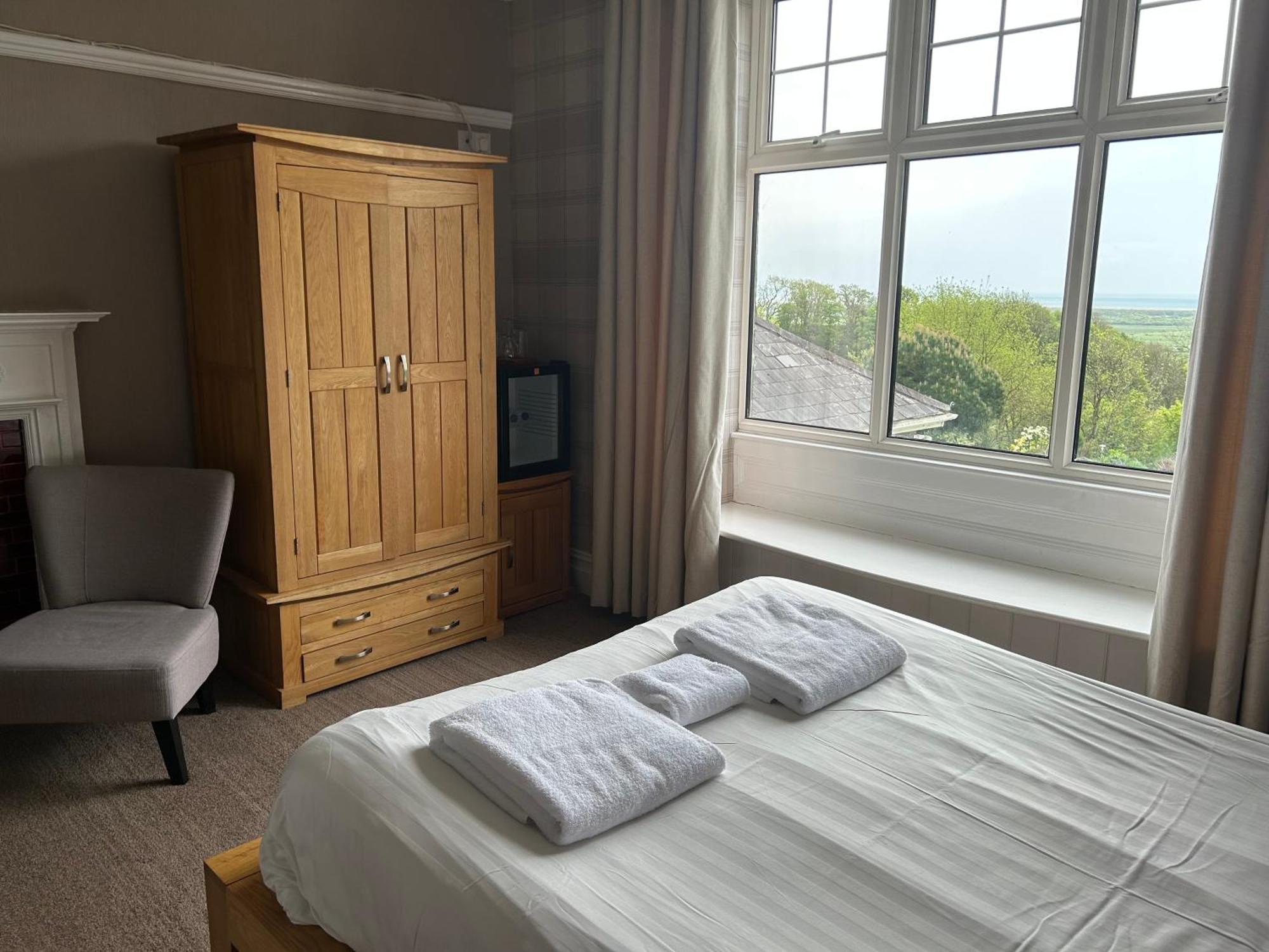 Bed and Breakfast Broadway House à Laugharne Extérieur photo